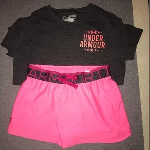 Girls under armor shorts and shirt size medium